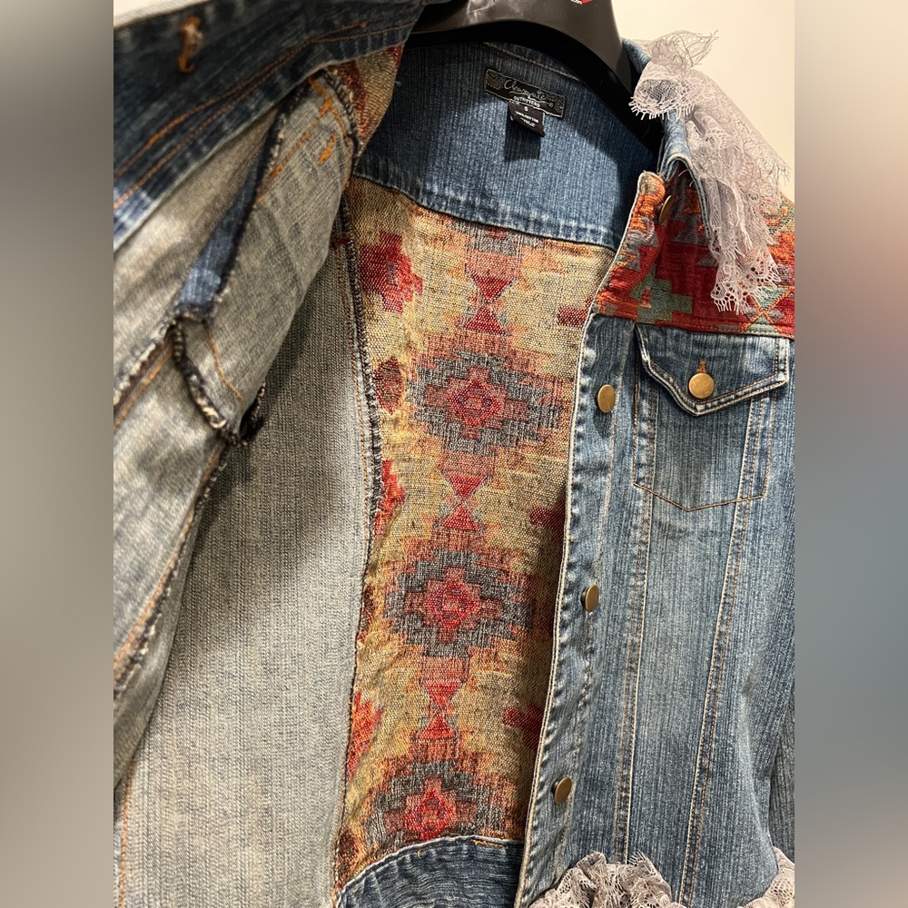 Clearwater Outfitters Ragdoll Jean Jacket Red Embroidery Gray Lace Small - Picture 6 of 6